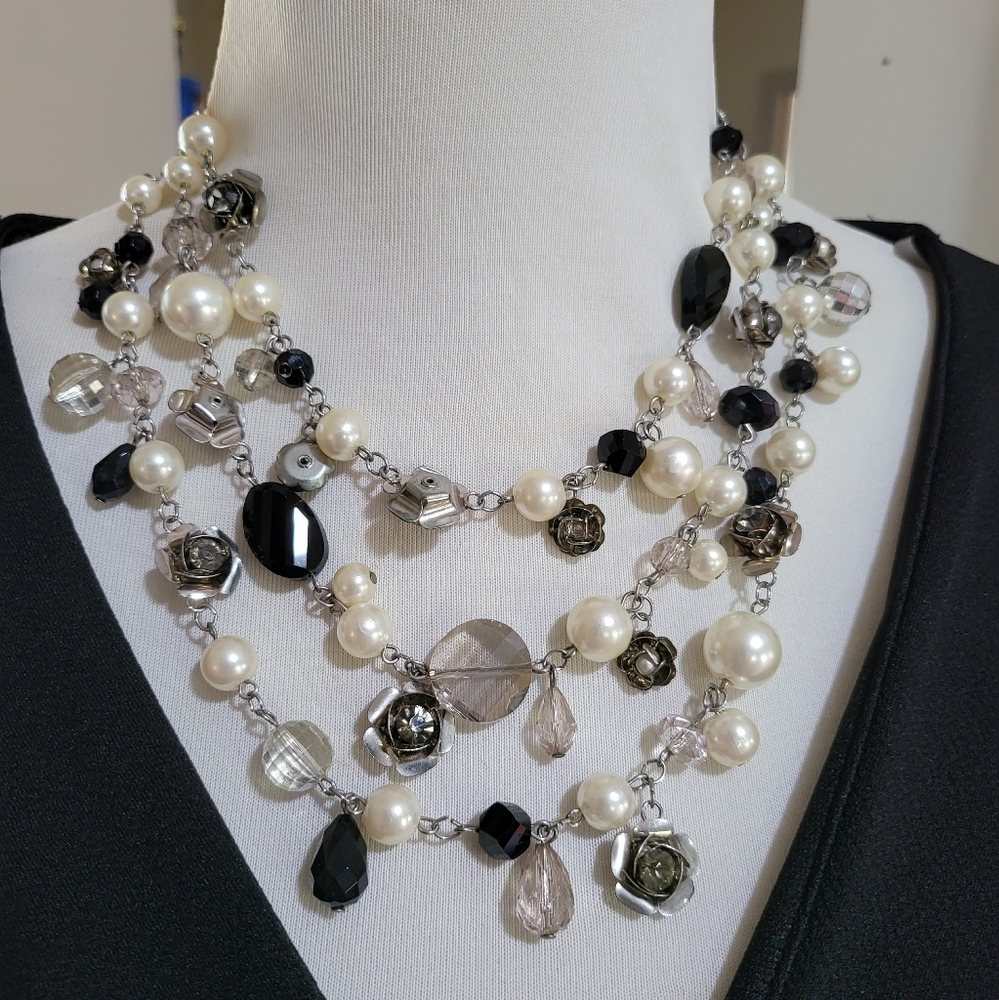 White House Black Market Elegant Pearl & Beaded triple strand Necklace